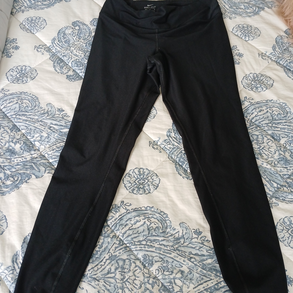 Nike Women's Classic Black Leggings